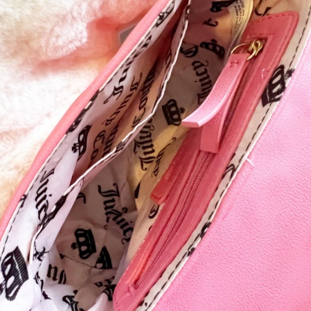NEW Juicy Couture Pink Quilted Crossbody Bag Rhinestone Logo Mirror Keychain Set - Picture 12 of 12